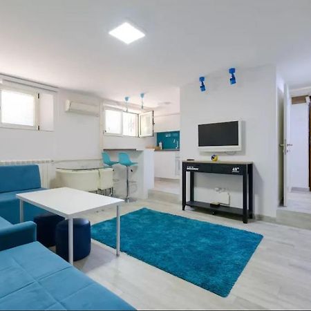 Apartment Fontana Белград Экстерьер фото
