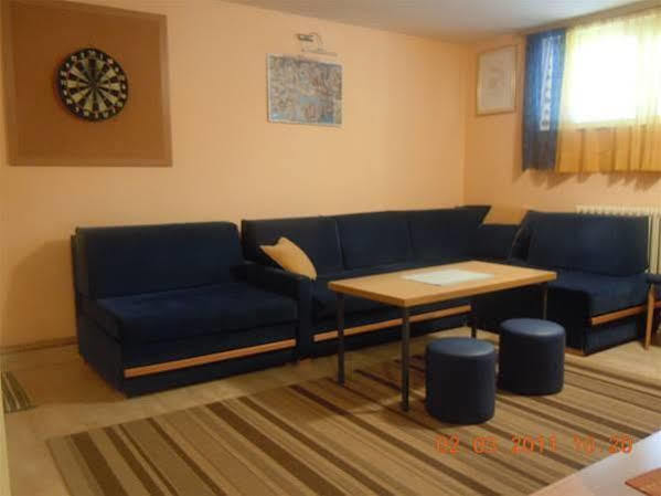 Apartment Fontana Белград Экстерьер фото